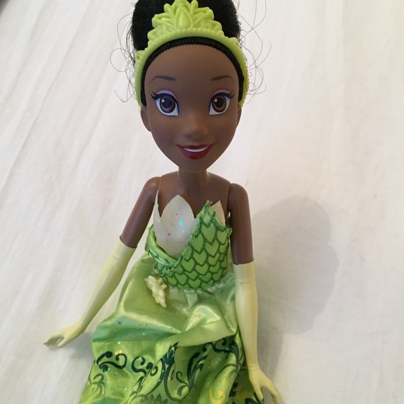 🛑 SOLD!!! - Disney Princess Tiana Barbie Doll - Picture 9 of 13
